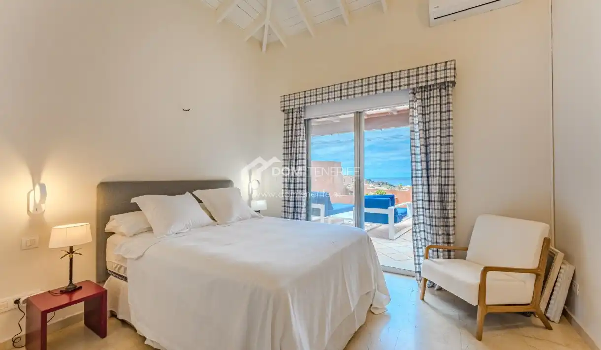 Habitación de Piso en venta en Arona con Aire acondicionado, Terraza y Piscina