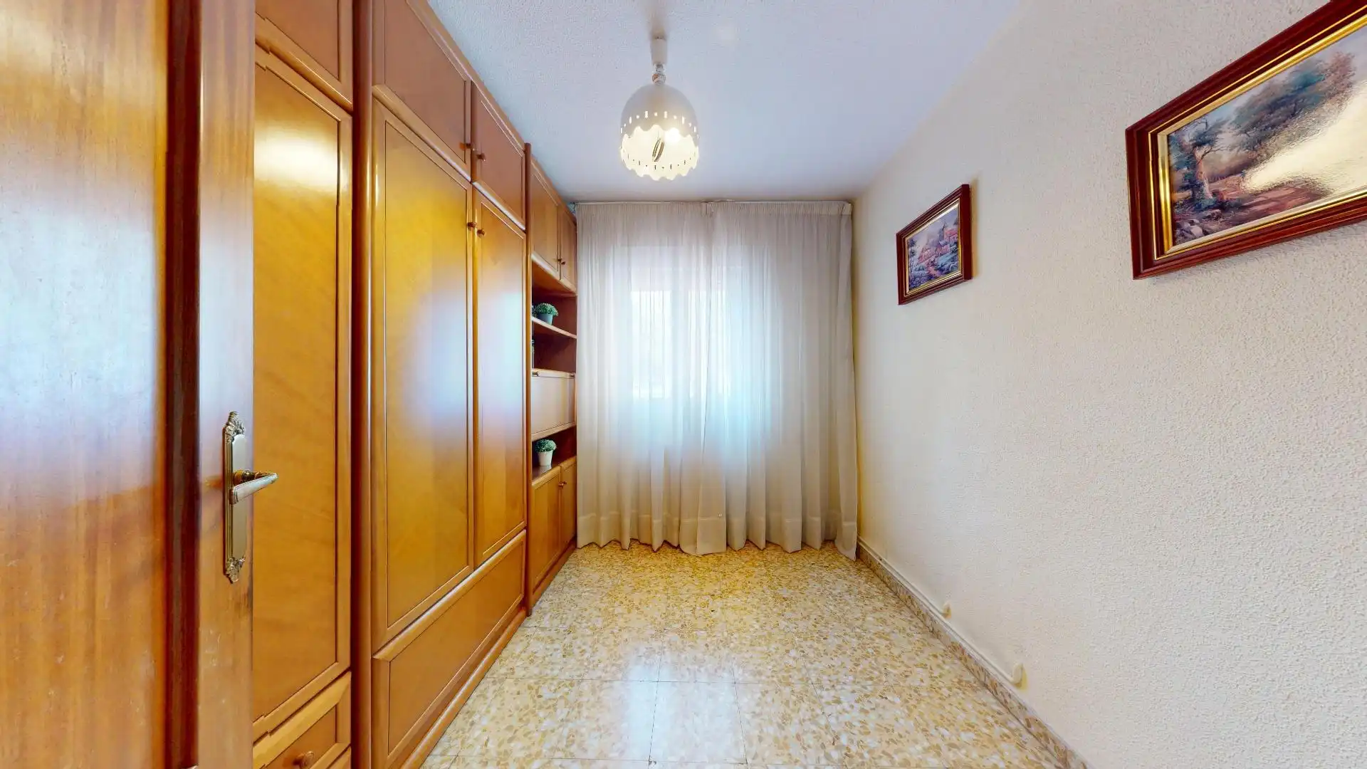 Habitación de Planta baja en venta en Hortaleza