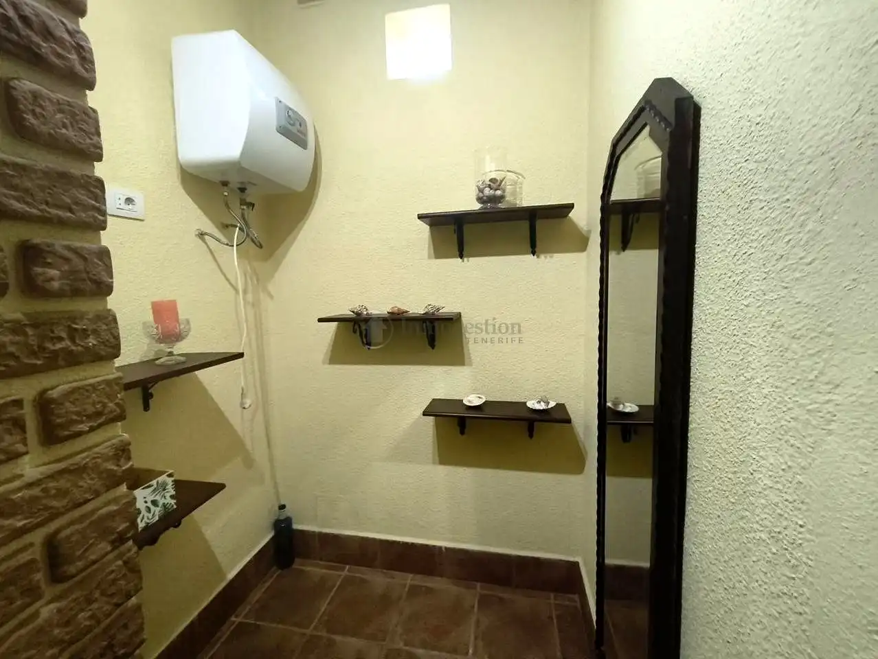 Baño de Apartamento de alquiler en Arico con Amueblado