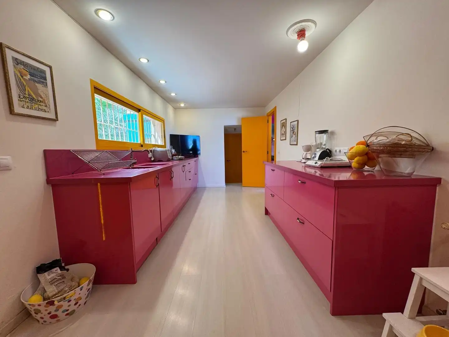 Küche von Haus oder Chalet zum Verkauf in Benidorm mit Klimaanlage, Heizung und Privatgarten
