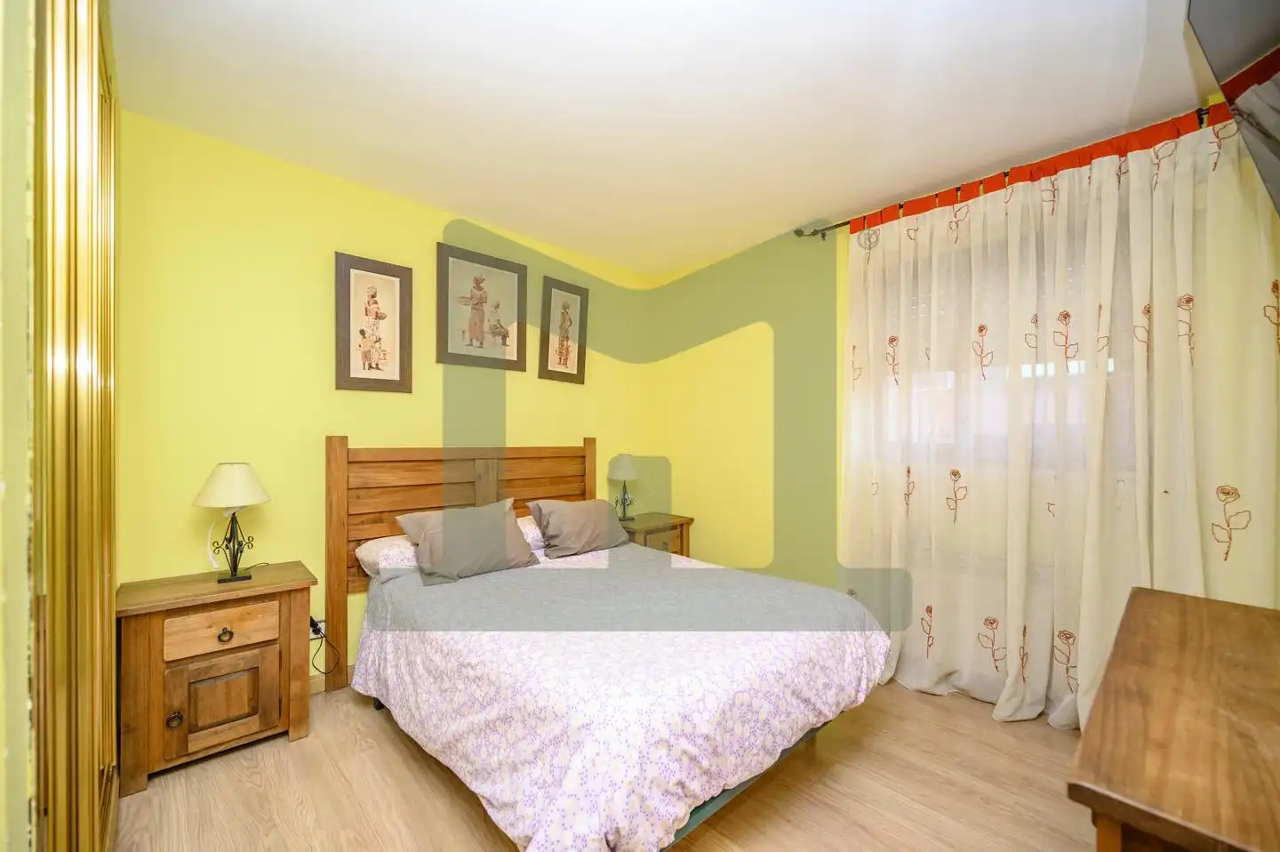 Bedroom of Flat for sale in San Fernando de Henares  with Air Conditioner, Heating and Storage room