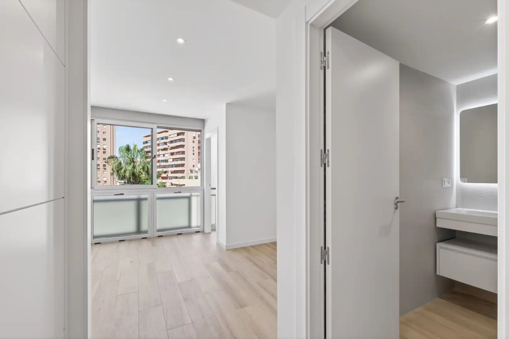 Habitación de Ático en venta en Málaga con Aire acondicionado, Terraza y Piscina