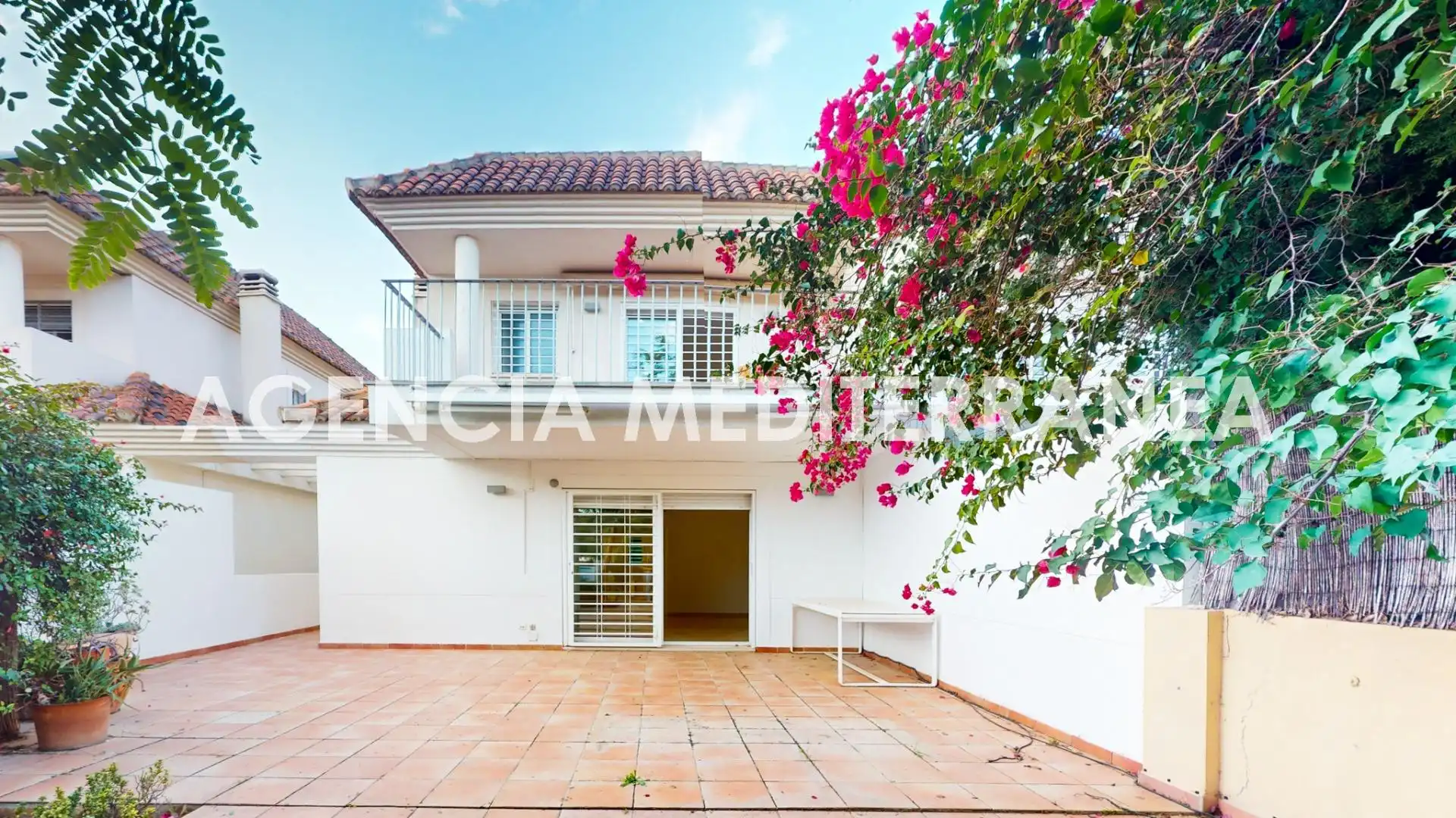 Casa adosada en venta en Calle PUIGCAMPANA, Casas Verdes