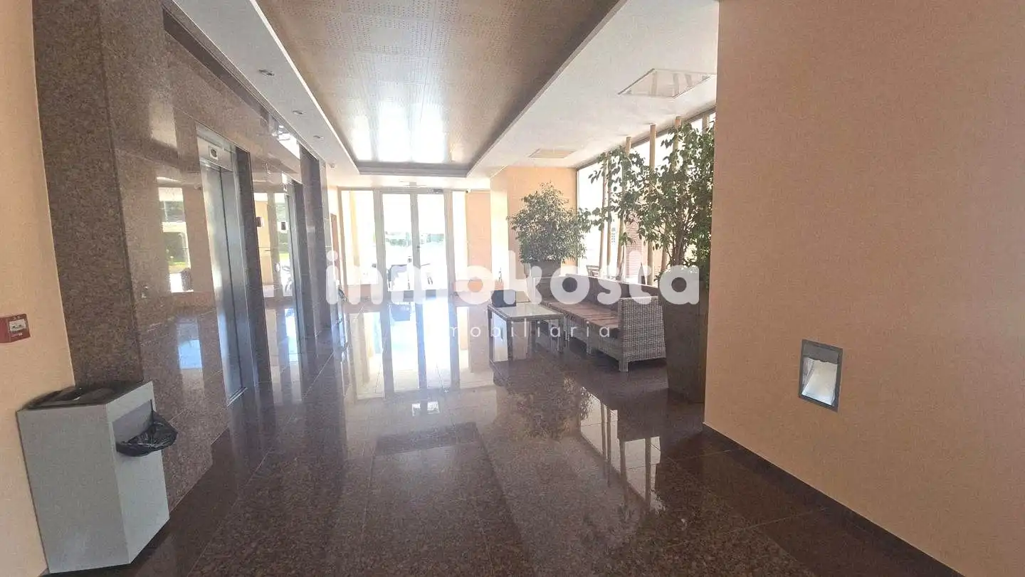 Piso en venta en Benidorm con Aire acondicionado, Terraza y Trastero