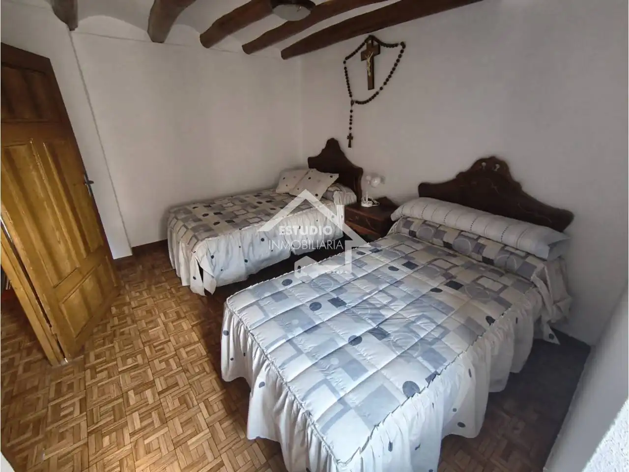 Habitación de Casa o chalet en venta en Torres del Río con Calefacción y Amueblado