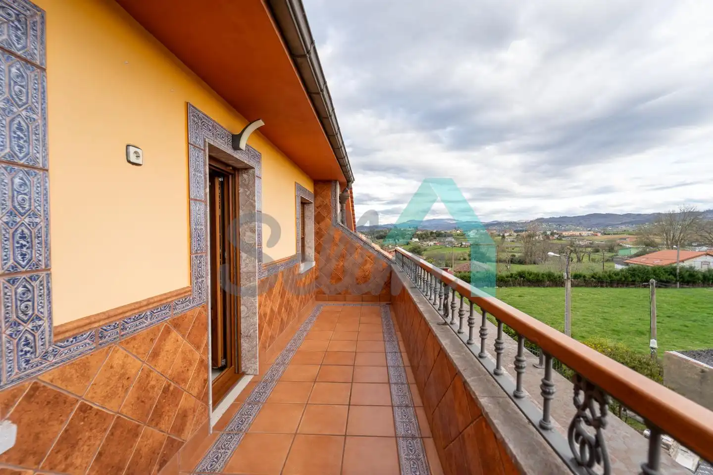 Houses for sale in Camíno De Castañéu, Viella - Granda - Meres