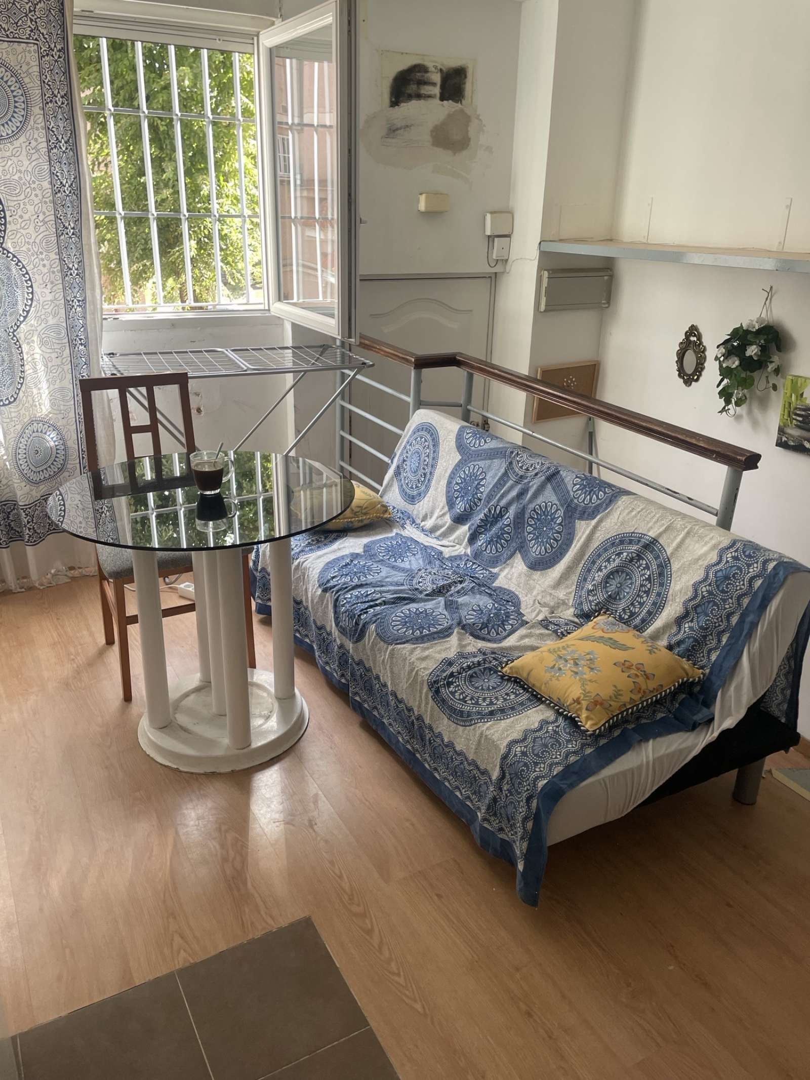 Terrassa de Apartament per a compartir en  Madrid Capital amb Terrassa