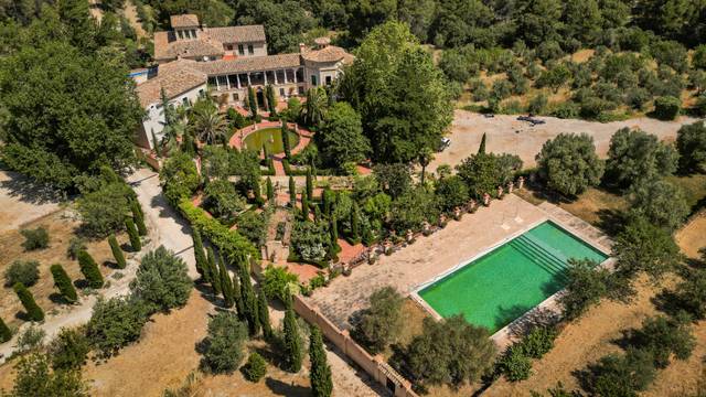 Edificio en Venta en Alcoleja