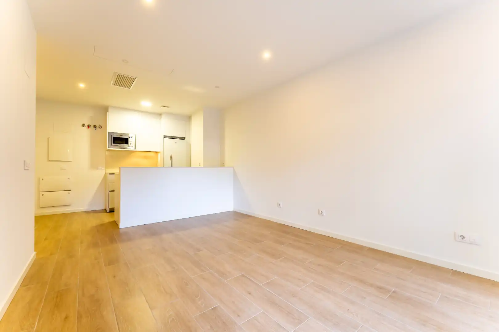 Wohnung zur Miete in Calle de Juan Ignacio Luca de Tena, 28, Salvador