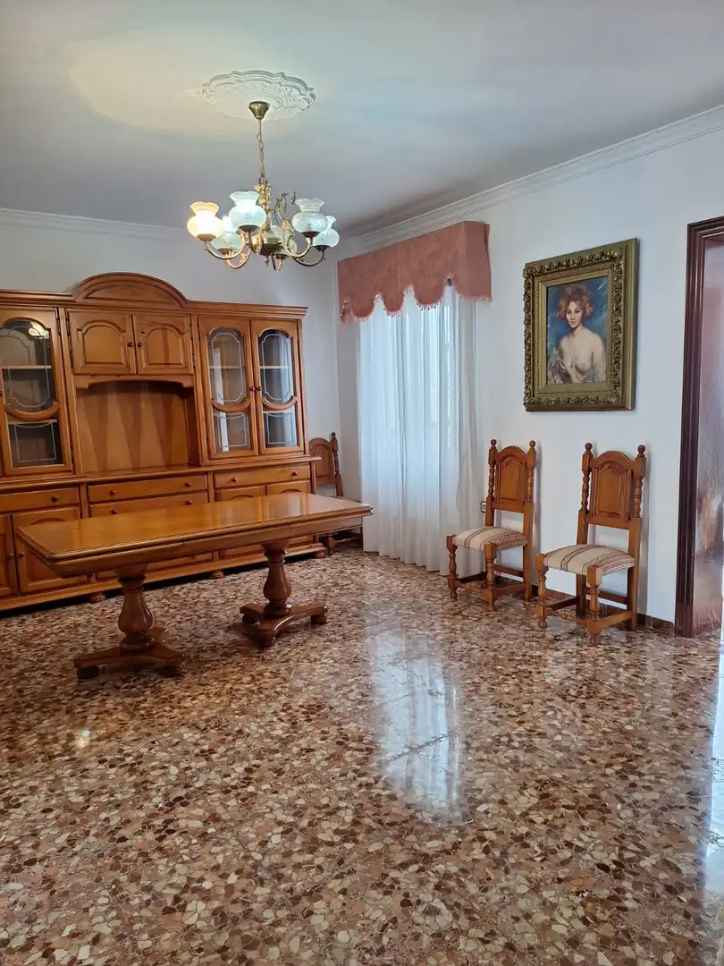 House for sale in Calle Juan del Hierro 43, imagen 2