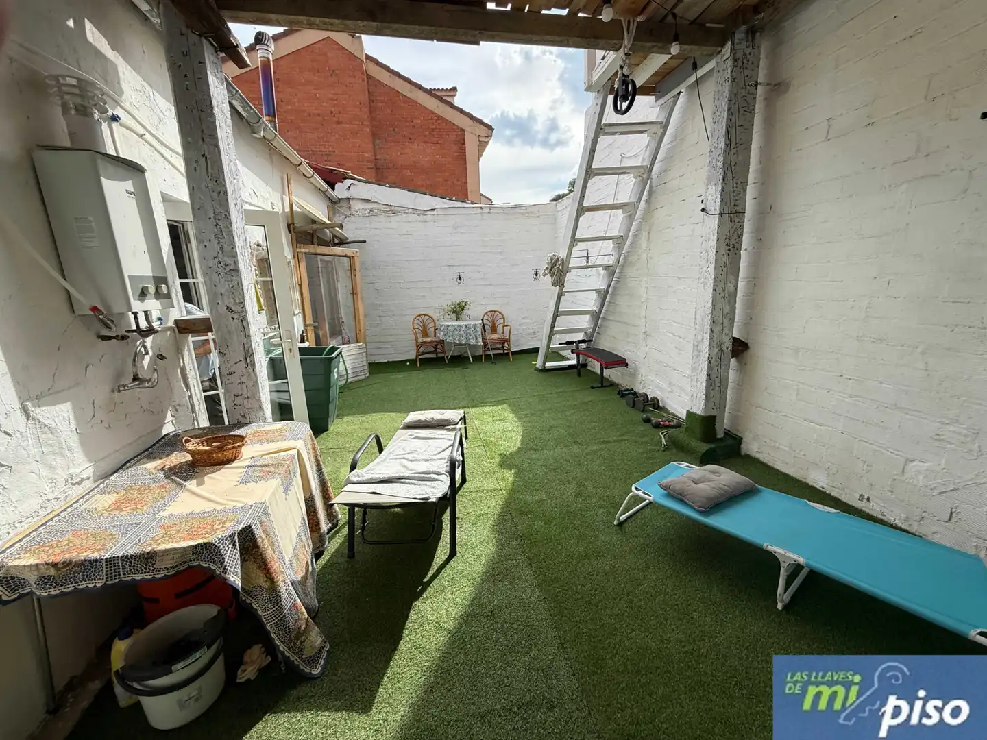 Terrassa de Casa o xalet en venda en Valladolid amb Calefacció, Jardí privat i Parquet