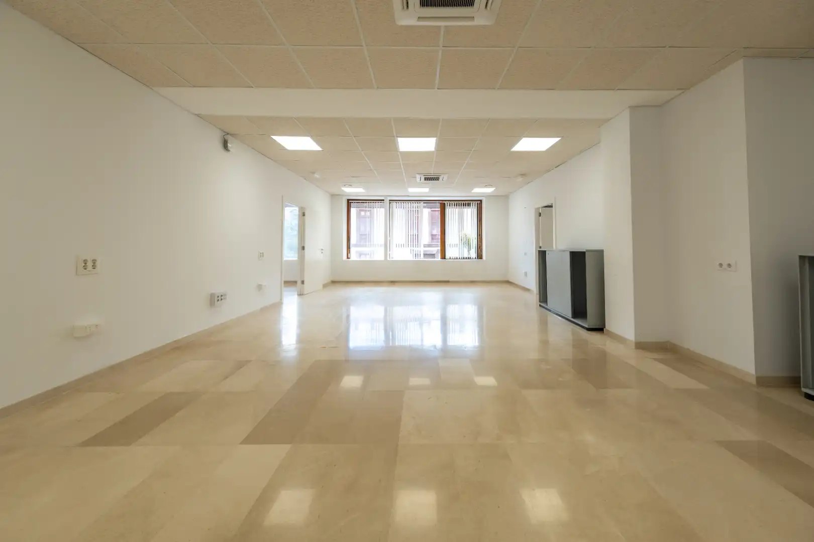 Office space with lift for sale in Calle Bravo Murillo, imagen 64