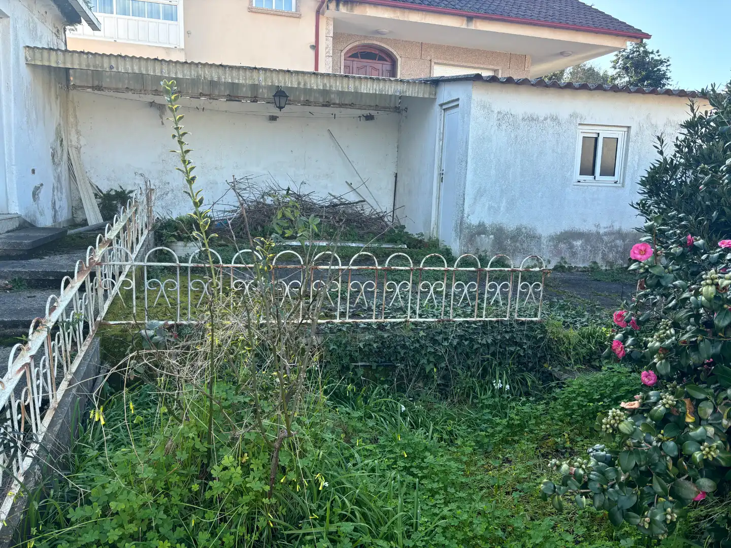 Houses for sale in Vigo   with Private garden
