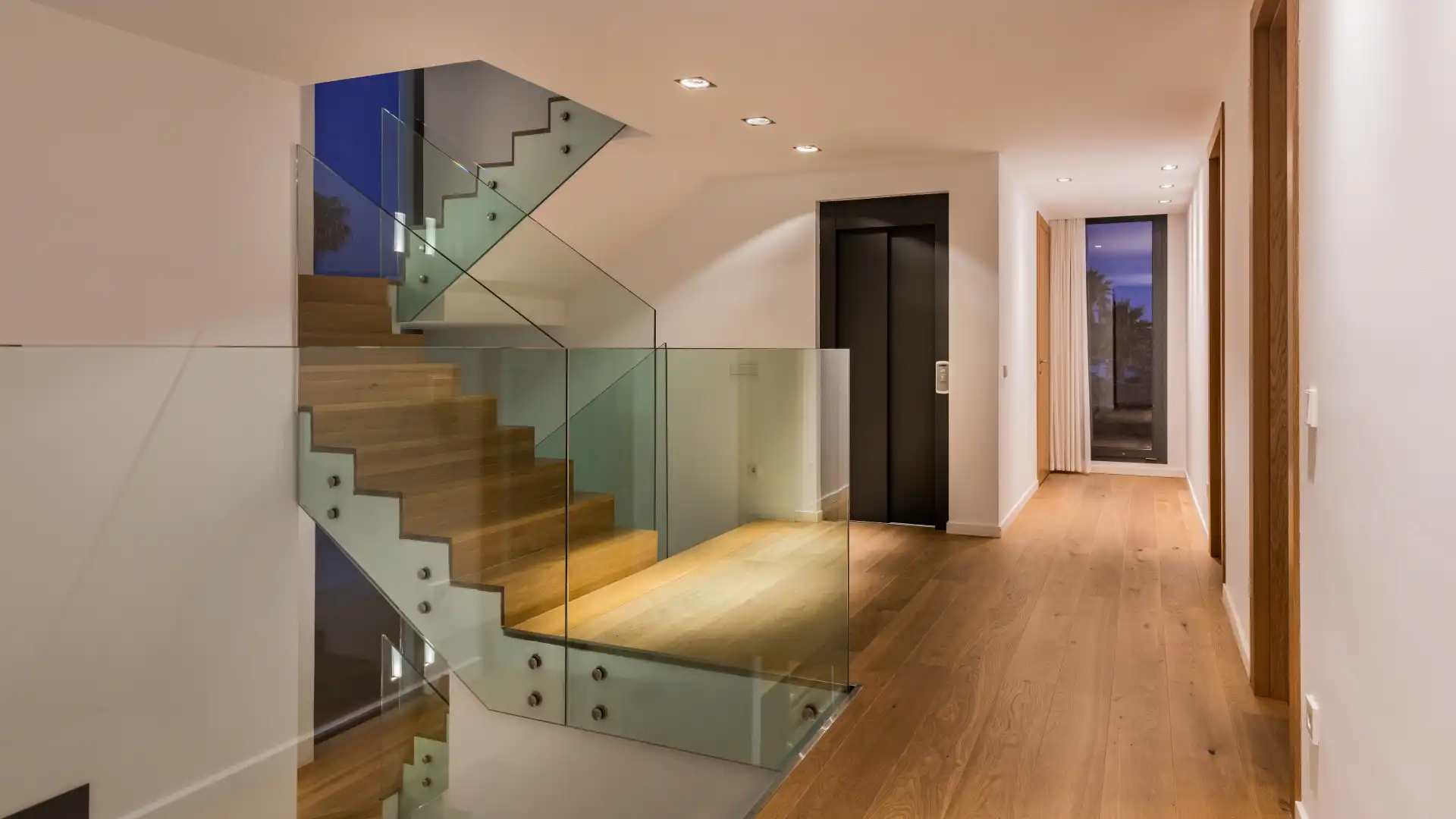 Houses for sale in Marbella  with Air Conditioner, Private garden and Terrace