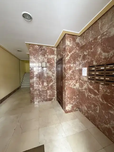 Wohnung zur Miete in Oviedo  mit Heizung, Parkett und Abstellraum