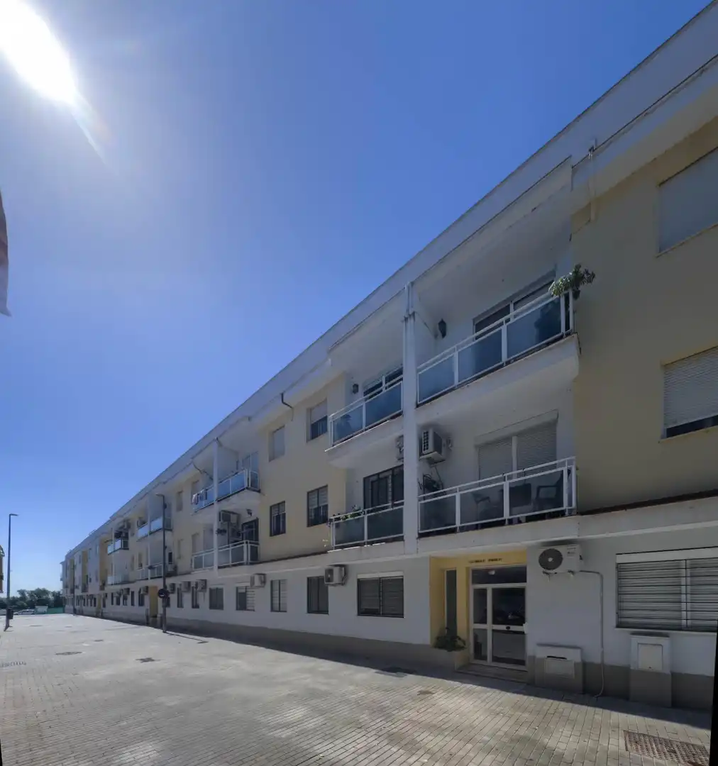 Wohnung zum Verkauf in Calle BATAN, Coria del Río