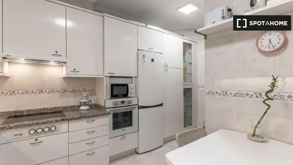 Habitación en Sabino Arana - Jesuitas