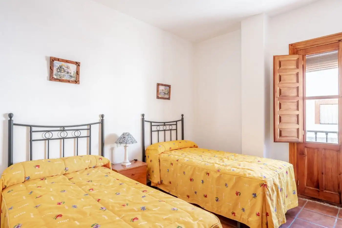 Dormitori de Casa o xalet en venda en El Pinar amb Aire condicionat, Jardí privat i Terrassa