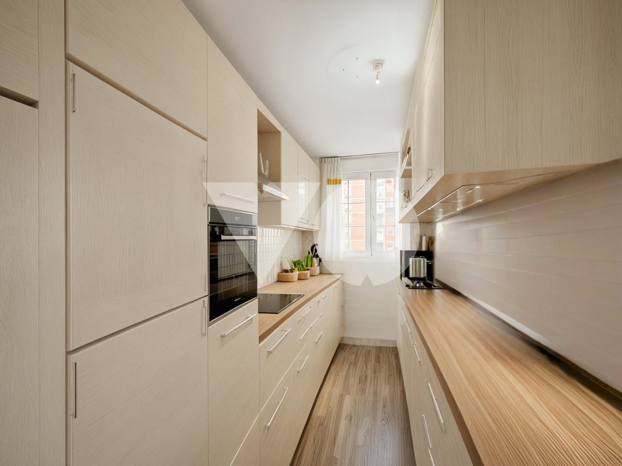Kitchen of Flat for sale in  Madrid Capital  with Air Conditioner, Heating and Storage room