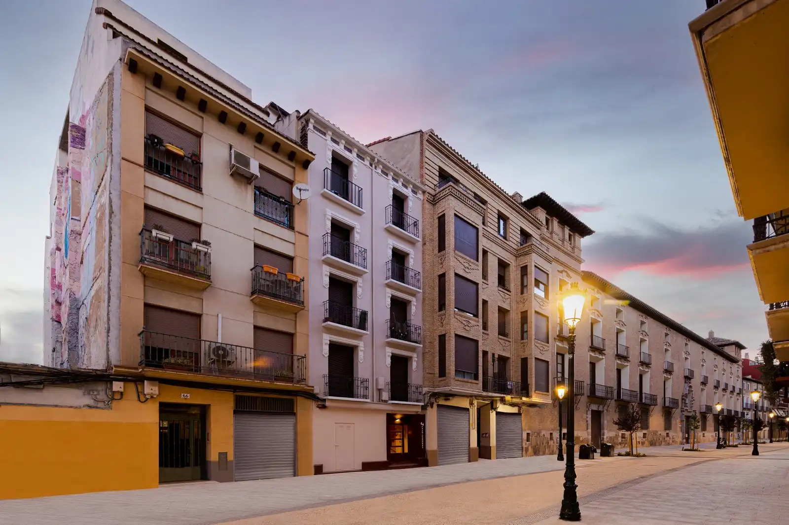Exterior view of Flat for sale in Zaragoza  with Storage room