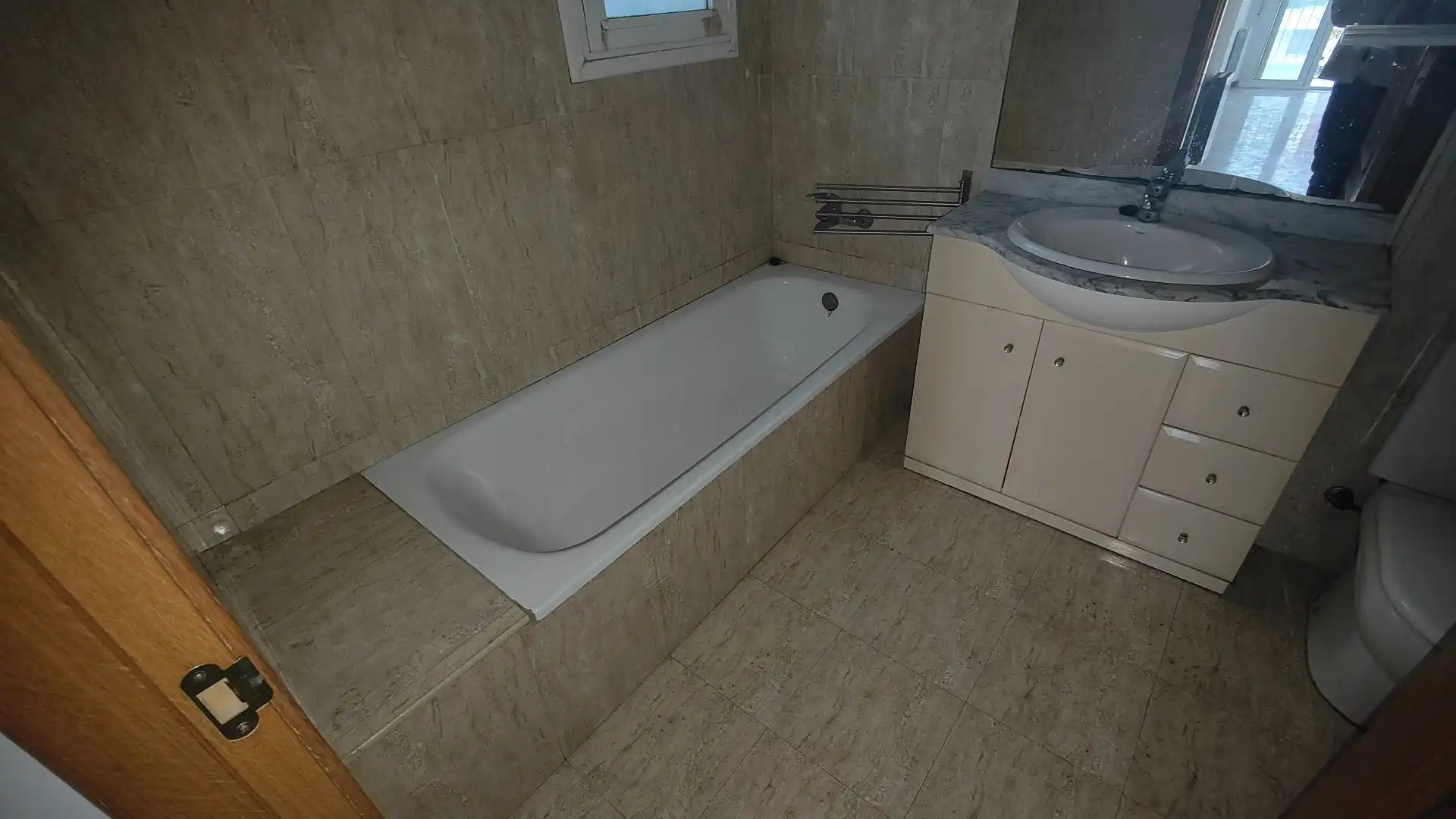 Bathroom of Flat for sale in Vilafranca del Penedès  with Heating, Terrace and Community pool