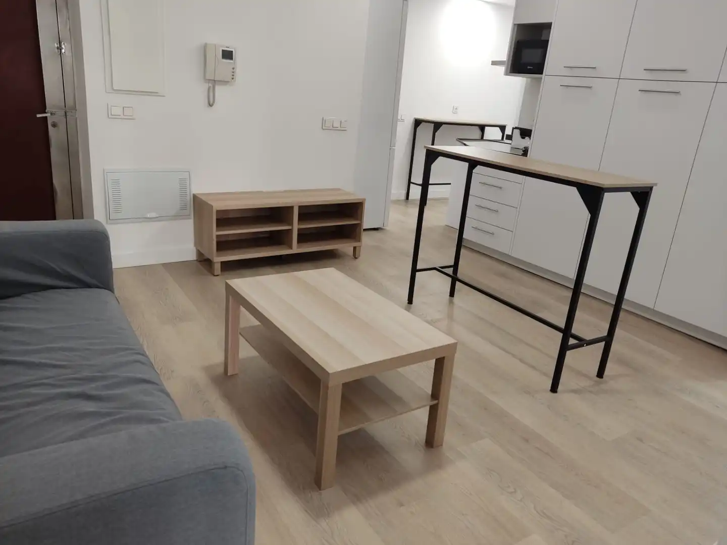 Living room of Flat for share in Madrid  with Heating, Furnished and Oven