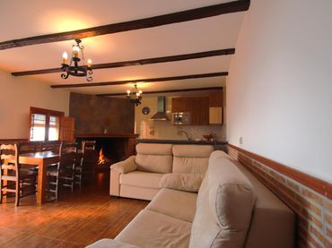 Country house with garden for sale in Calle Humilladero 3