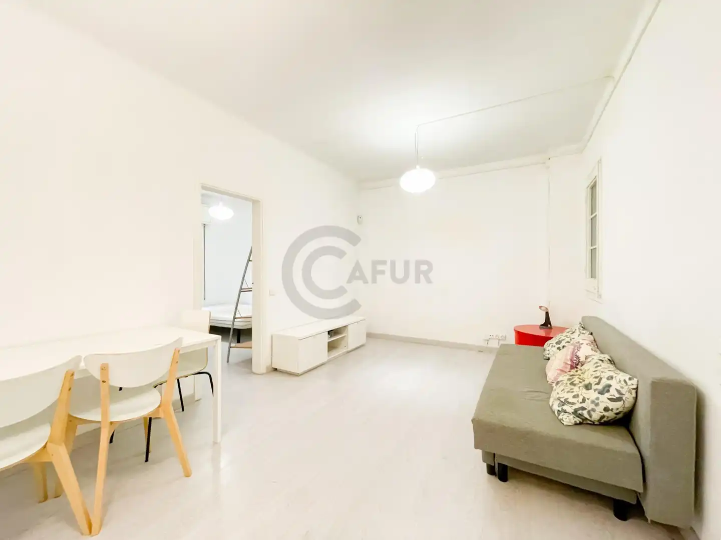 Living room of Flat for sale in Barcelona  with Parquet flooring and Furnished