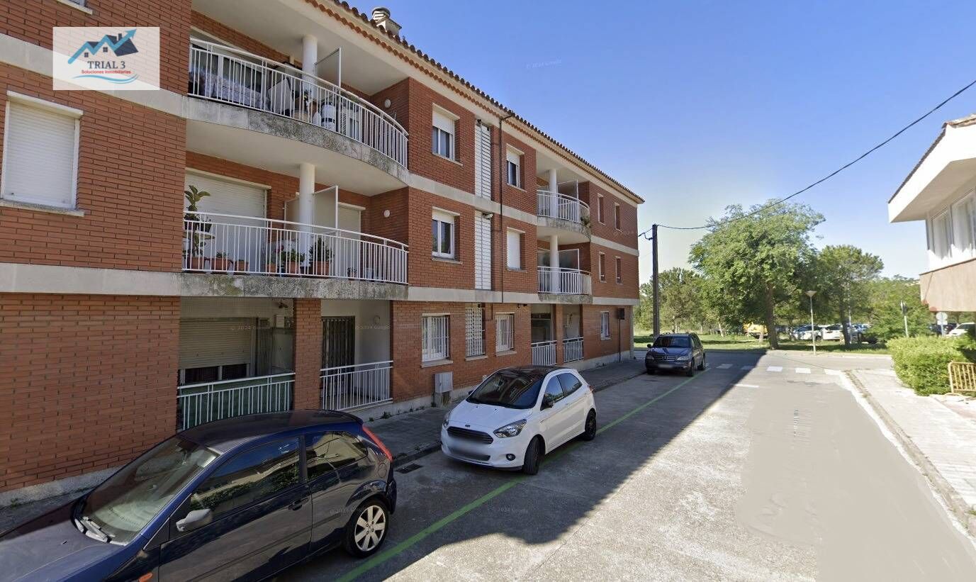 Vista exterior de Pis en venda en Figueres amb Terrassa i Balcó