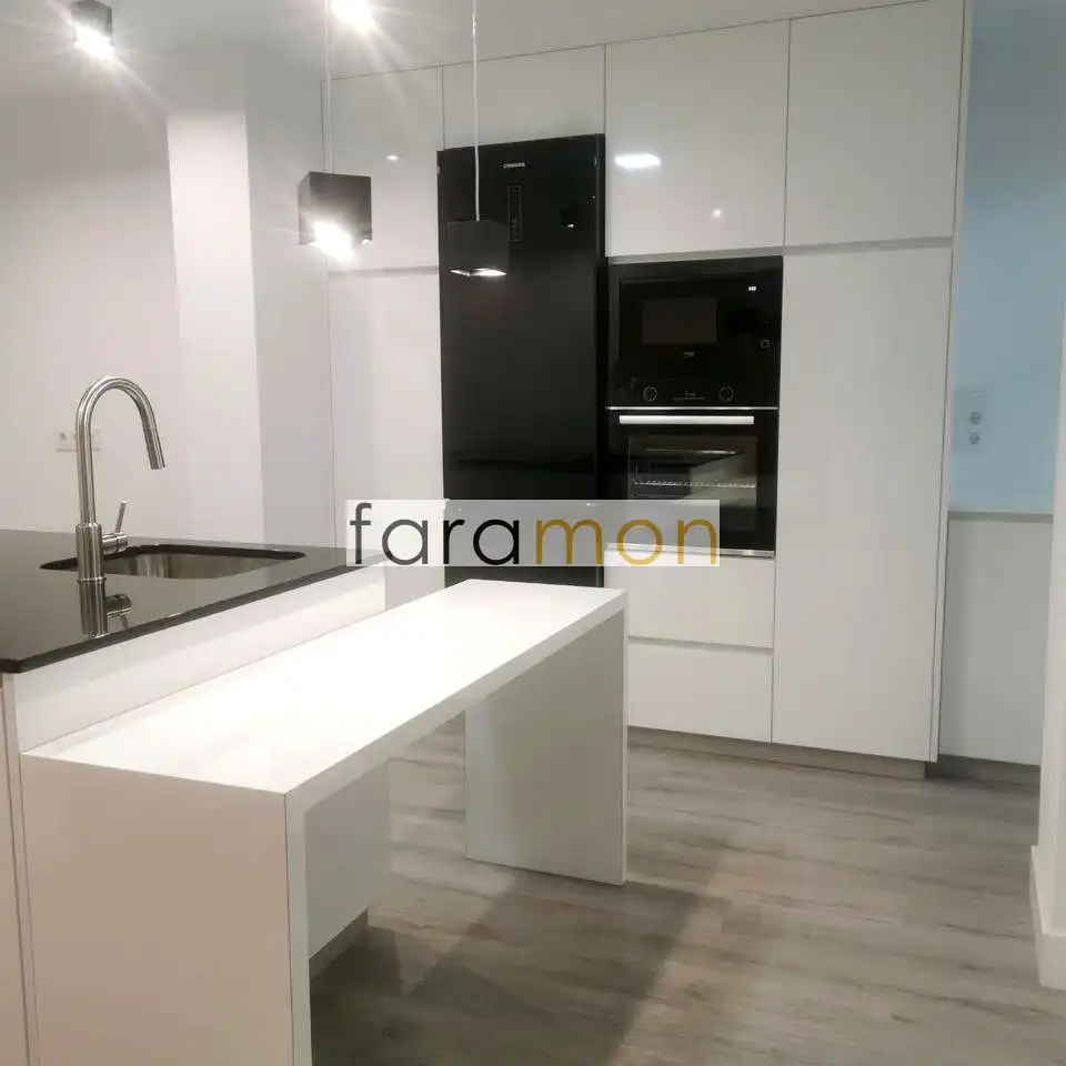 Appartement avec terrasse à vendre à Rúa do Uruguai, imagen 3