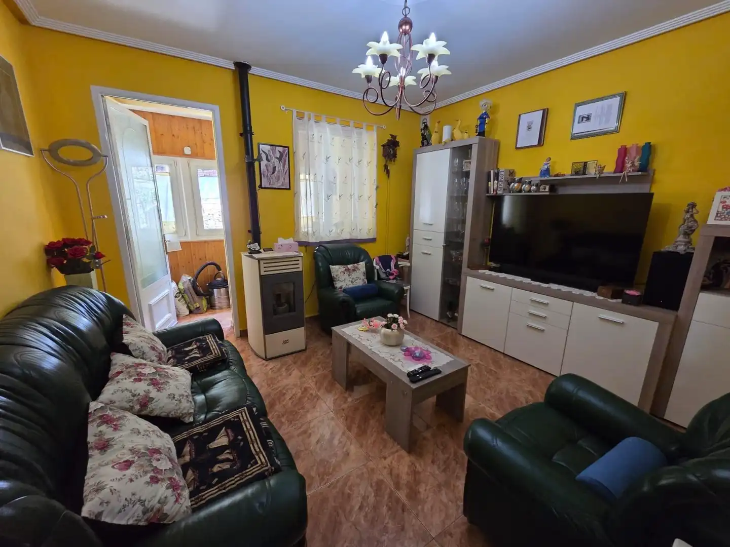 Sala d'estar de Edifici en venda en Mieres (Asturias)
