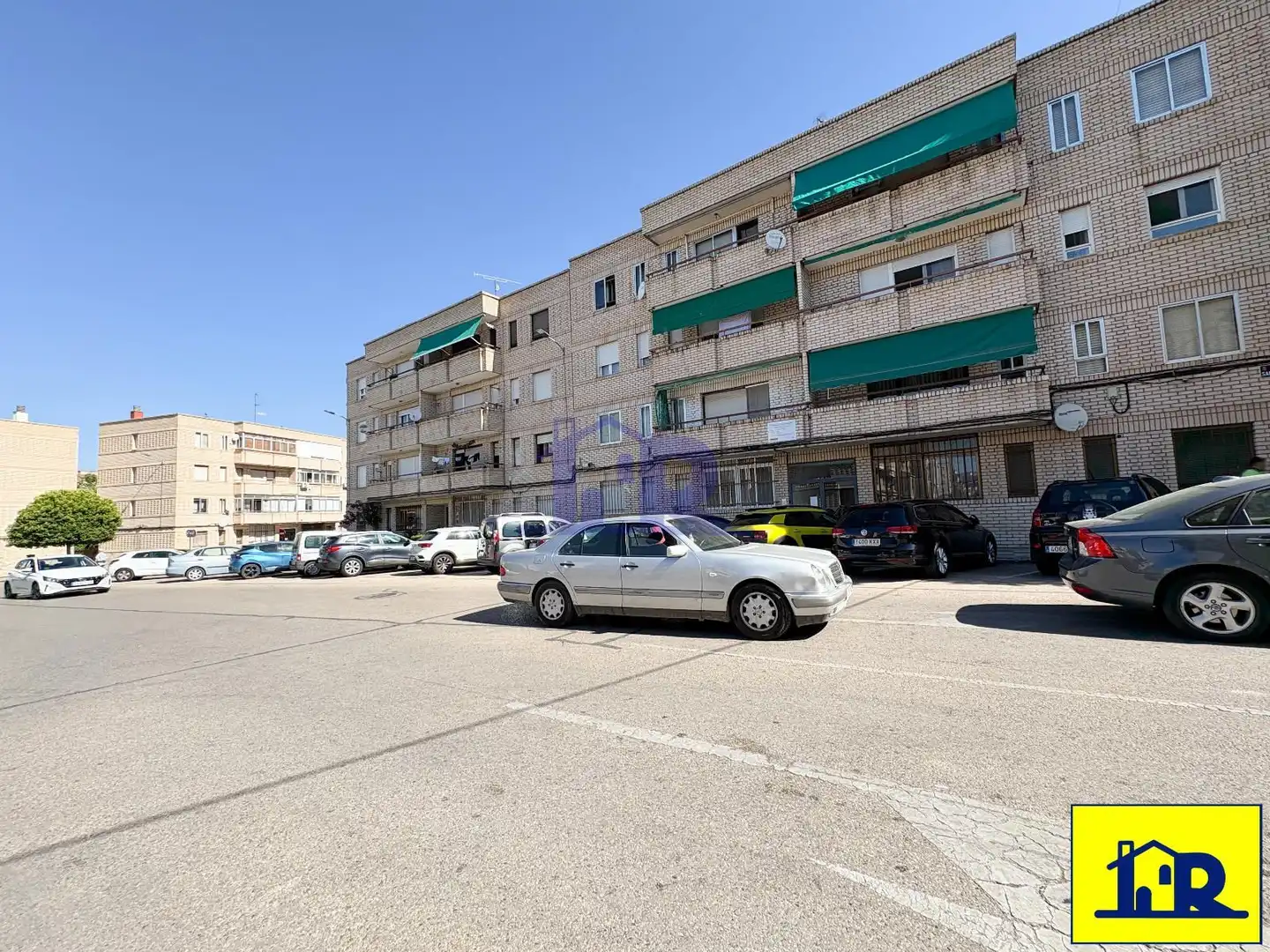 Vista exterior de Pis en venda en Cuenca amb Calefacció, Terrassa i Moblat