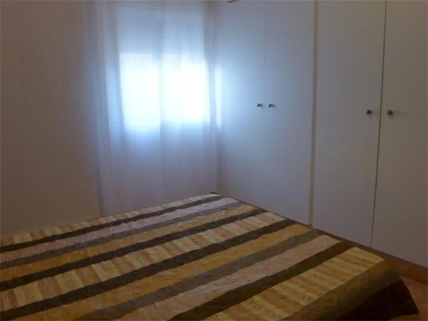 Habitación de Casa adosada en venta en Cabra con Jardín privado, Trastero y Piscina