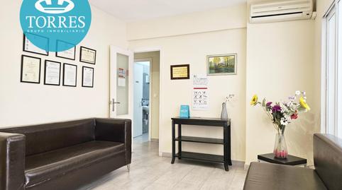 Foto 4 de Pis en venda a Parque Ayala - Jardín de la Abadía - Huelín, Málaga