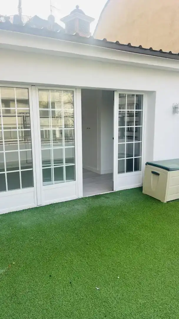 Terrassa de Casa o xalet de lloguer en  Madrid Capital amb Aire condicionat