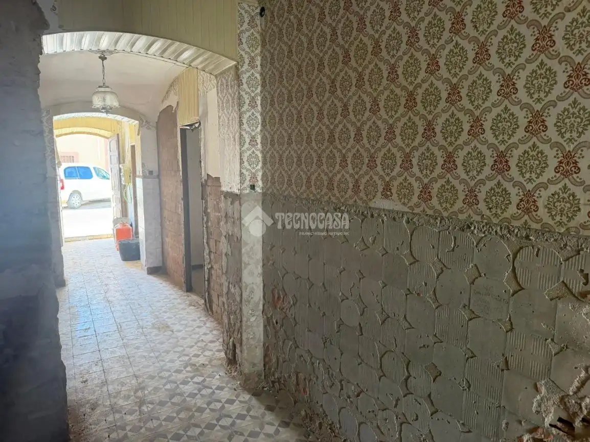 Detached homes for sale in Montijo