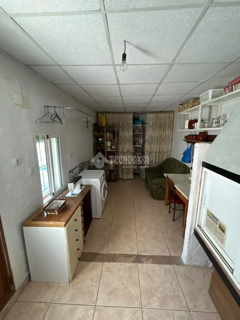 Casa aparellada en venda a El Poblado - Abulagar, imagen 9
