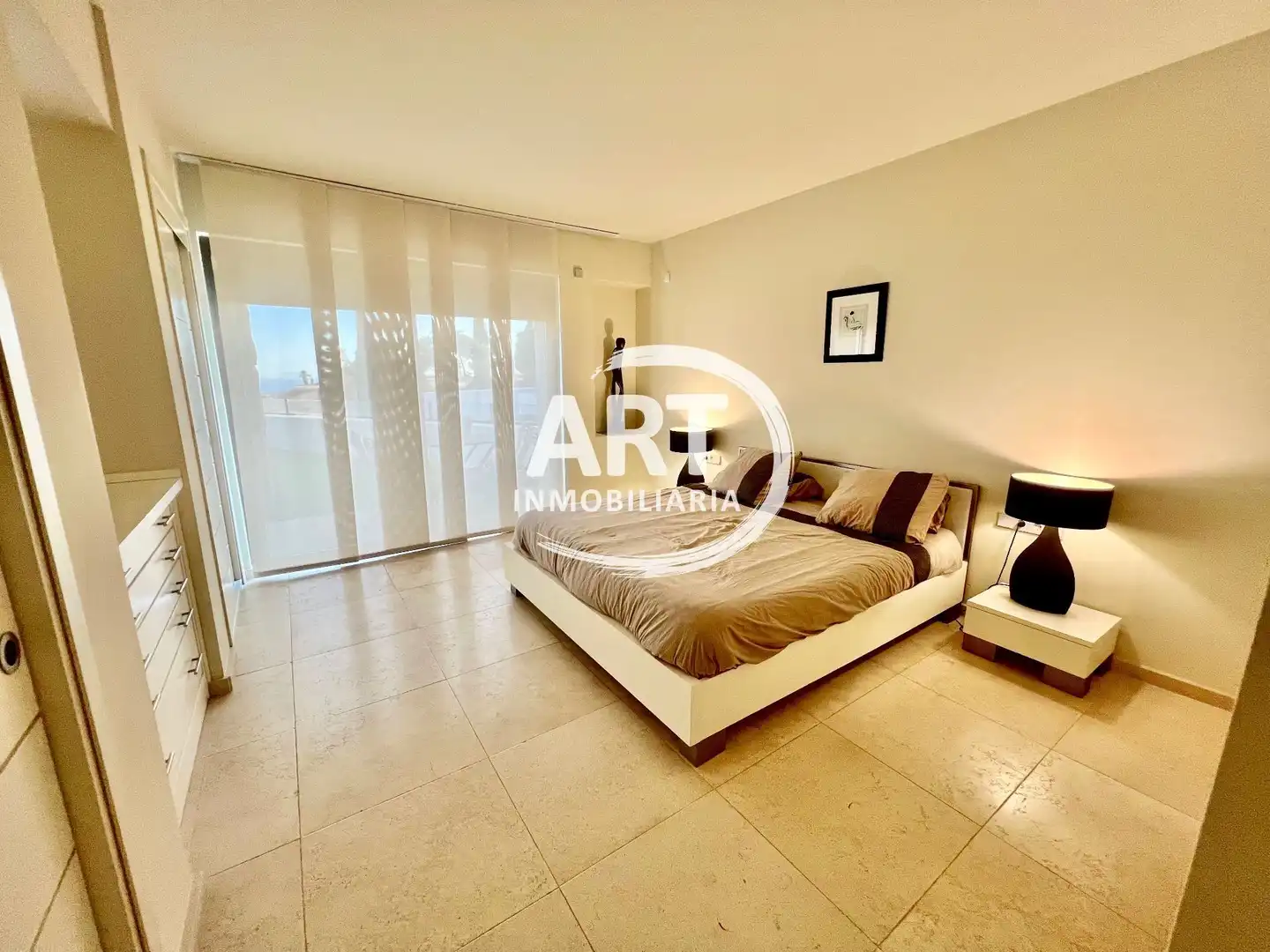 Dormitori de Apartament en venda en Benahavís amb Aire condicionat, Calefacció i Jardí privat