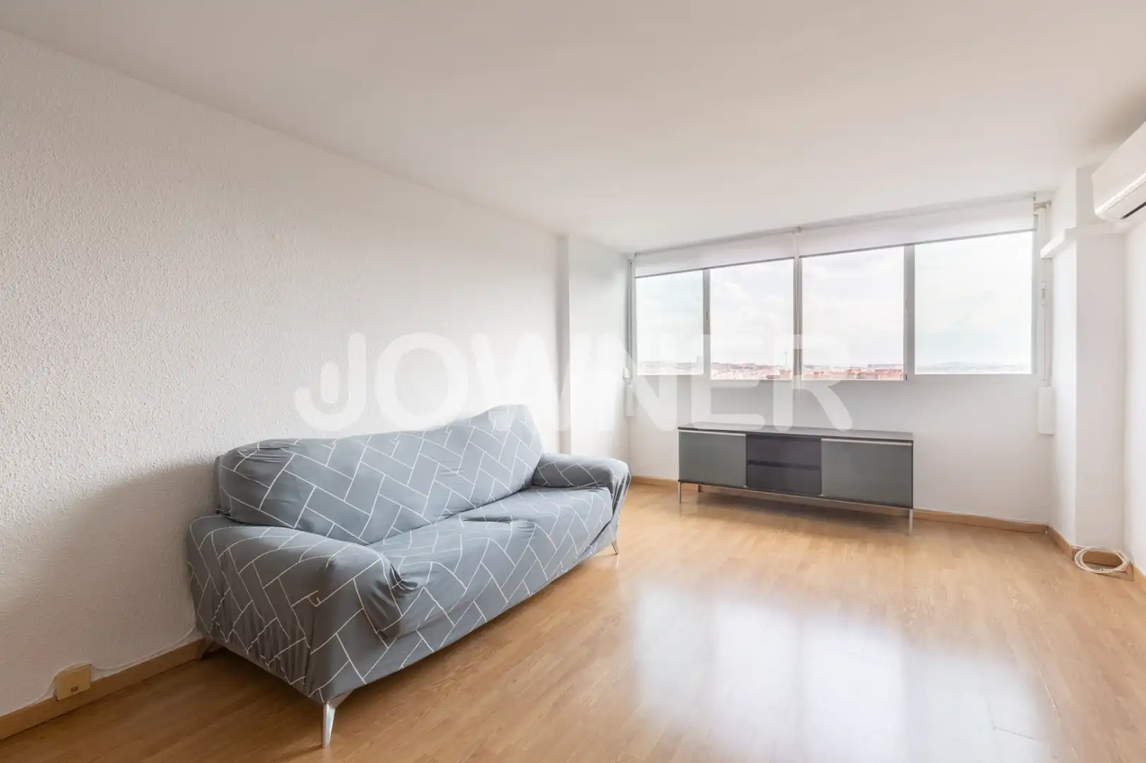Flat with lift to rent in Calle de los Astros, imagen 2