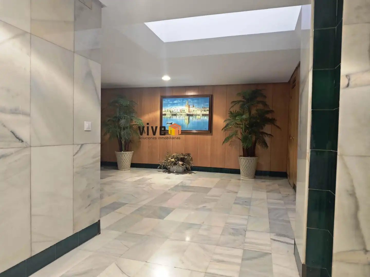 Piso de alquiler en Sevilla con Aire acondicionado, Terraza y Trastero