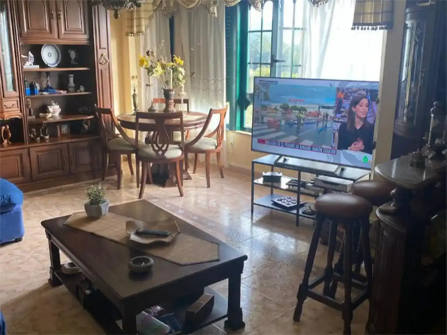 Sala d'estar de Pis en venda en Cedeira amb Aire condicionat, Jardí privat i Parquet