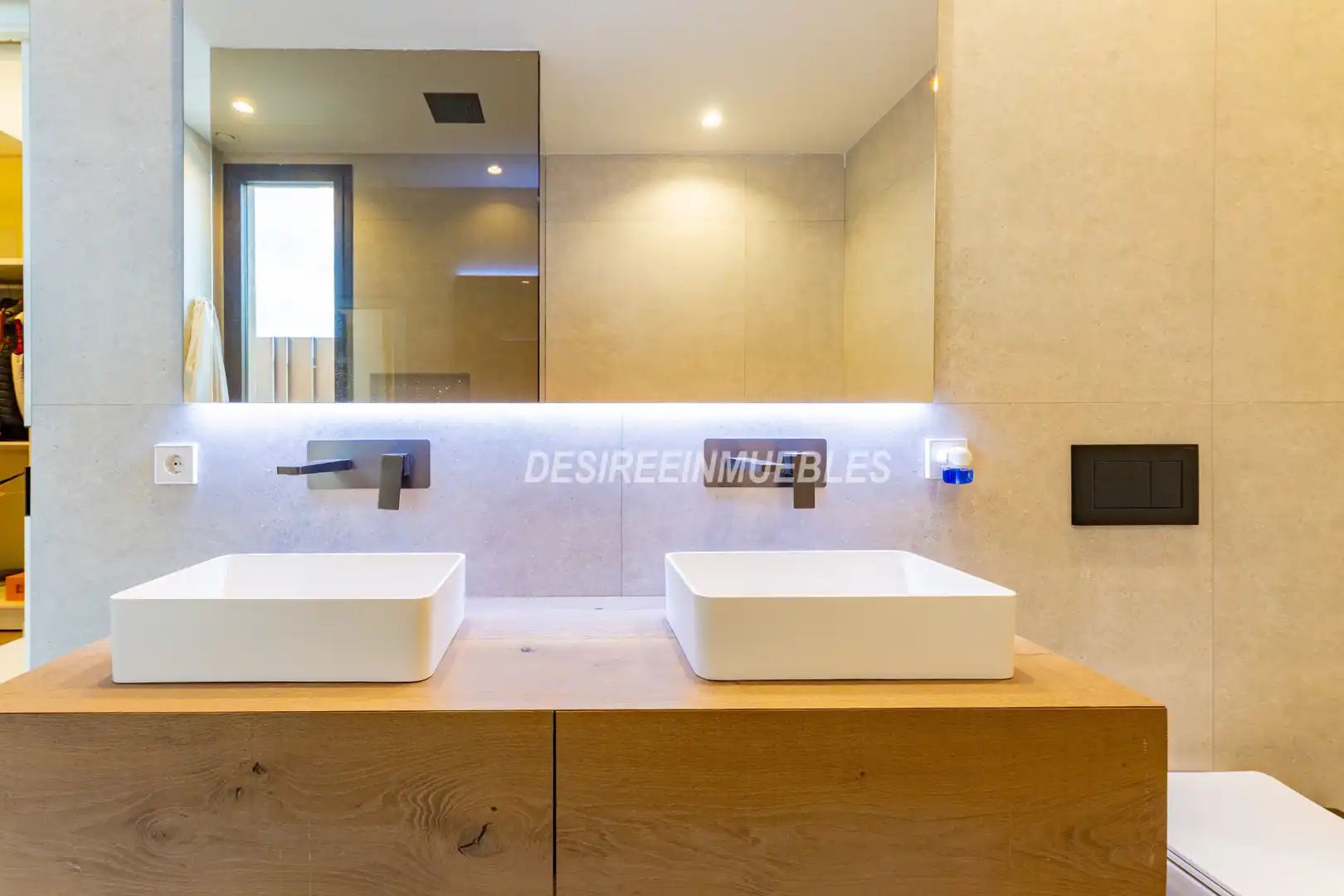 Baño de Casa o chalet en venta en Godella con Aire acondicionado, Calefacción y Jardín privado