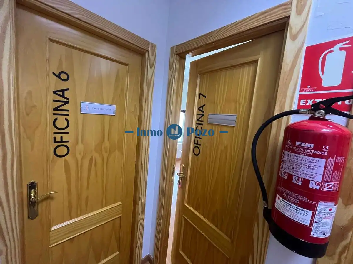 Ufficio in affitto a Almendralejo, imagen 3