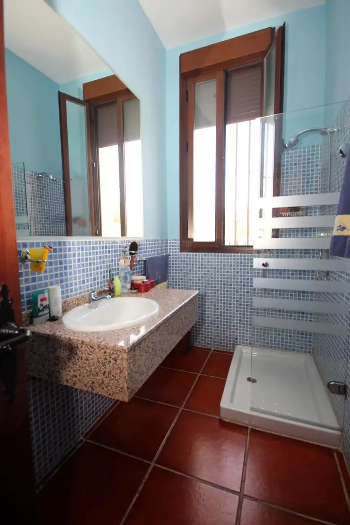 Baño de Finca rústica en venta en Alcuéscar con Aire acondicionado