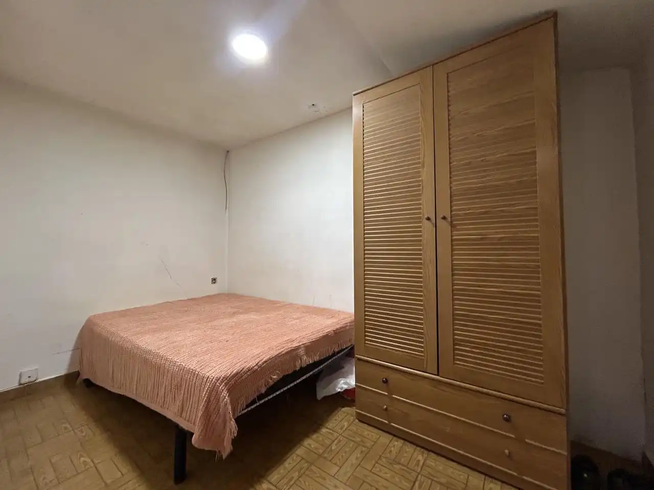 Bedroom of Houses for sale in Valtierra  with Community pool