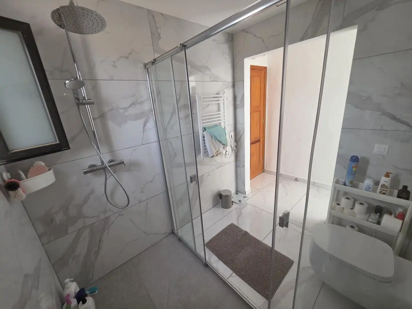 Bany de Casa o xalet en venda en La Oliva amb Jardí privat, Terrassa i Traster