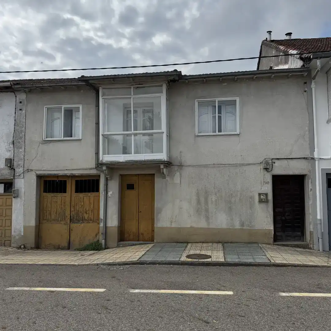 Exterior view of Country homes for sale in Riós, Ourense