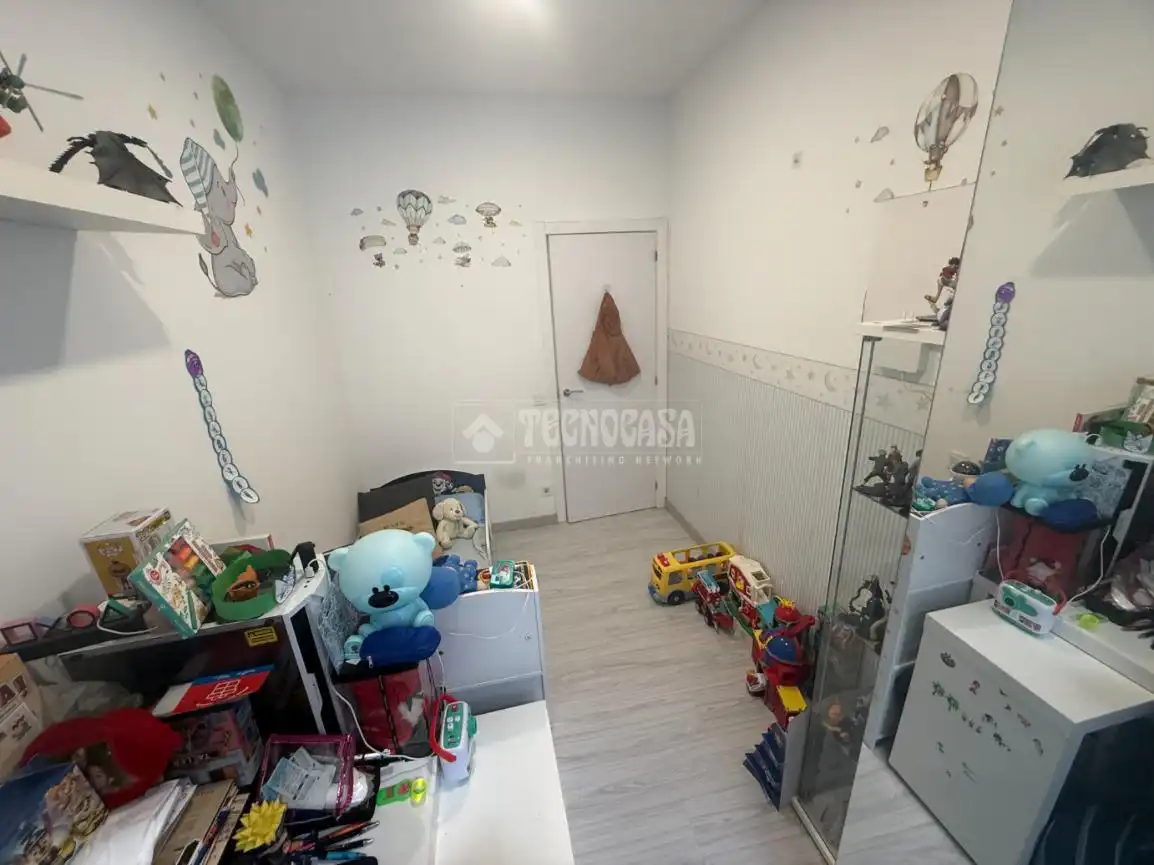 Schlafzimmer von Wohnung zum Verkauf in Madrid
