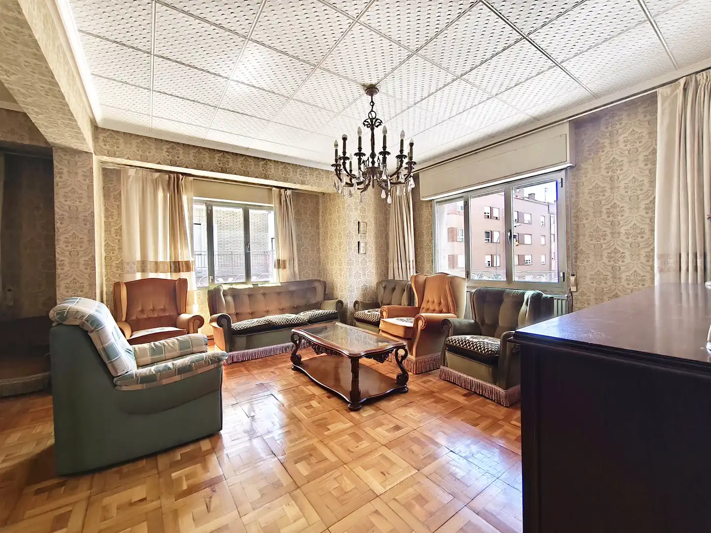 Sala d'estar de Pis en venda en  Logroño