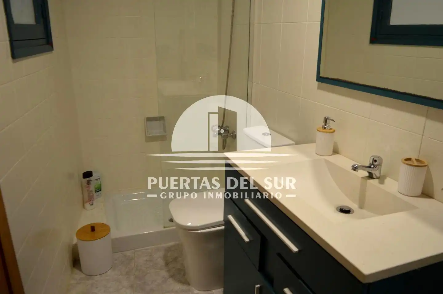 Baño de Planta baja en venta en Rota con Trastero